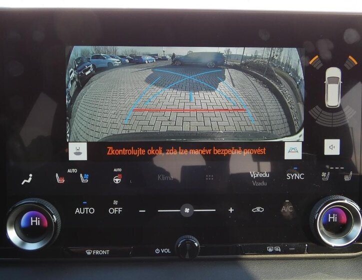 Lexus RX 350h SUV / Terénní 2,5 l 140 kw