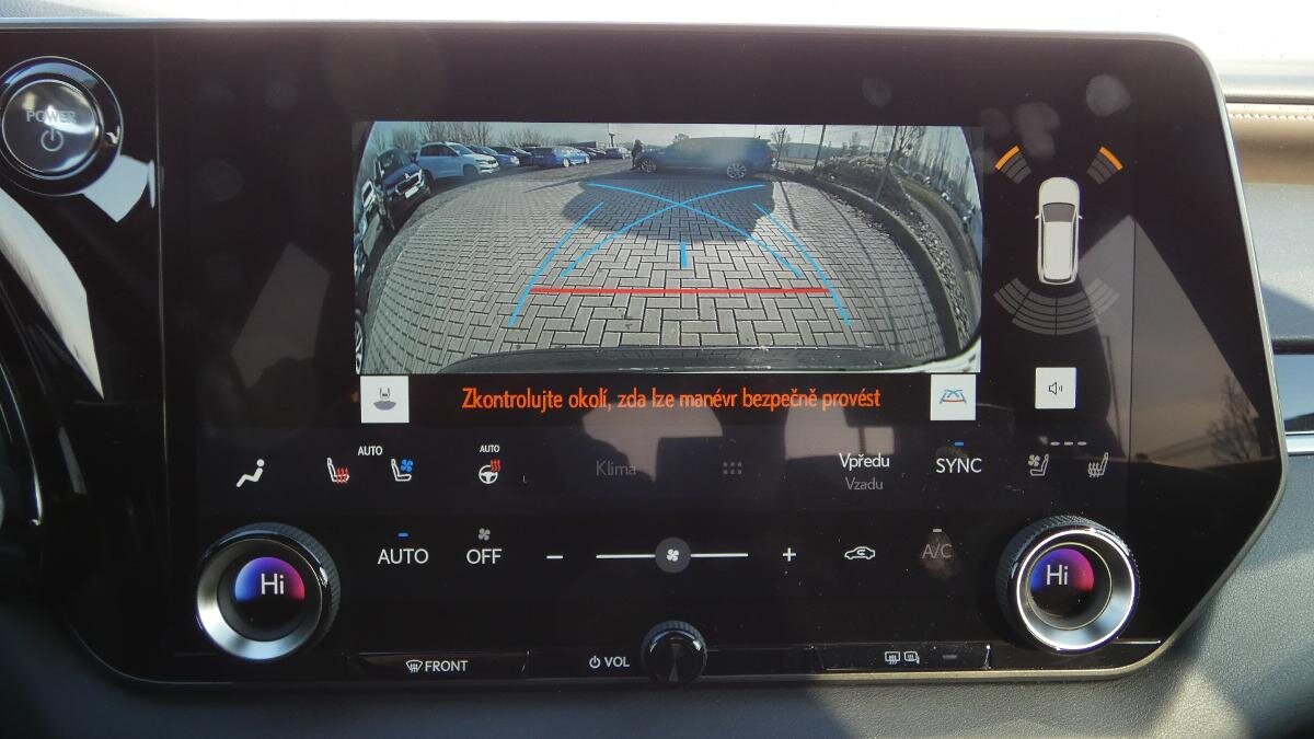 Lexus RX 350h SUV / Terénní 2,5 l 140 kw