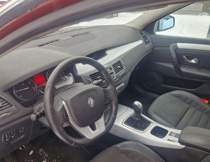 Renault Laguna Sedan 2,0 l 110 kw