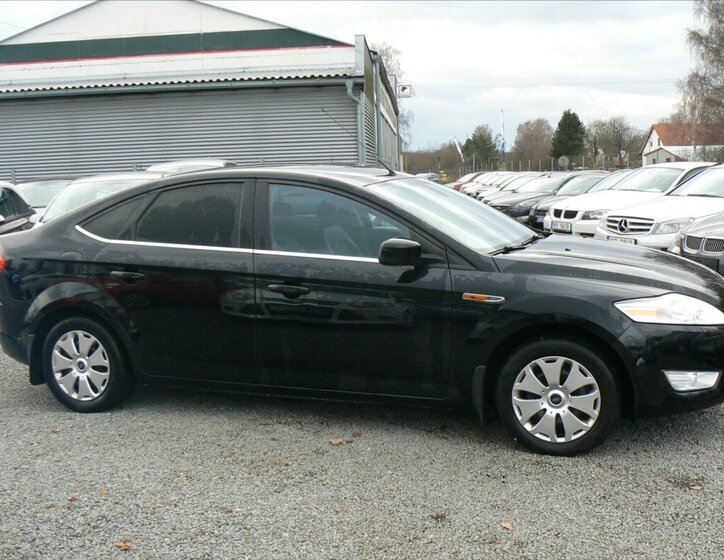 Ford Mondeo 8