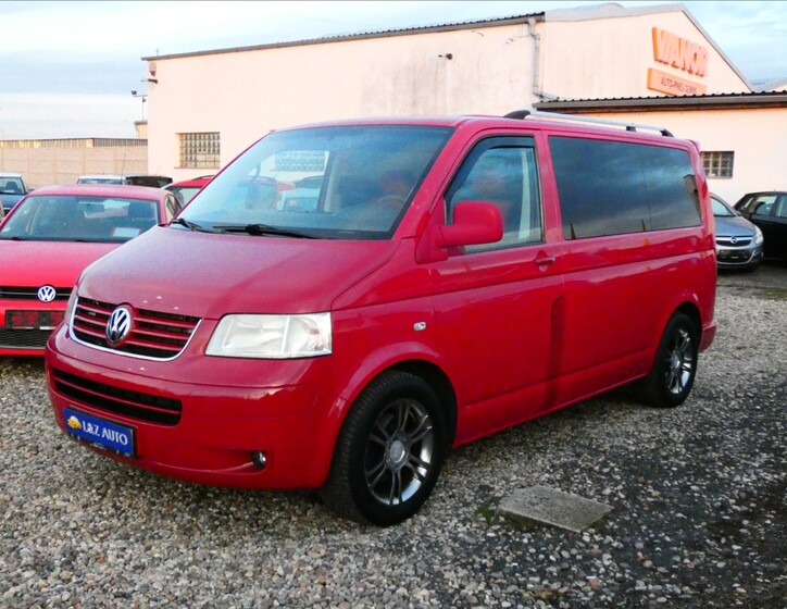 Volkswagen Transporter 1