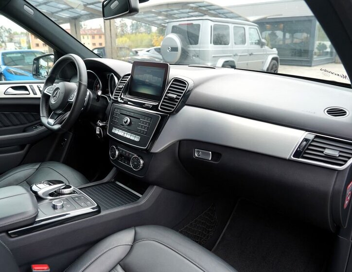 Mercedes-Benz GLE SUV / Terénní 3,0 l 190 kw