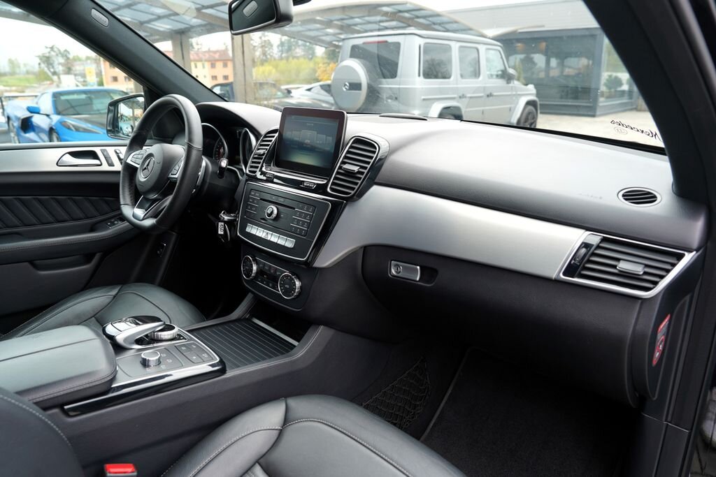 Mercedes-Benz GLE SUV / Terénní 3,0 l 190 kw