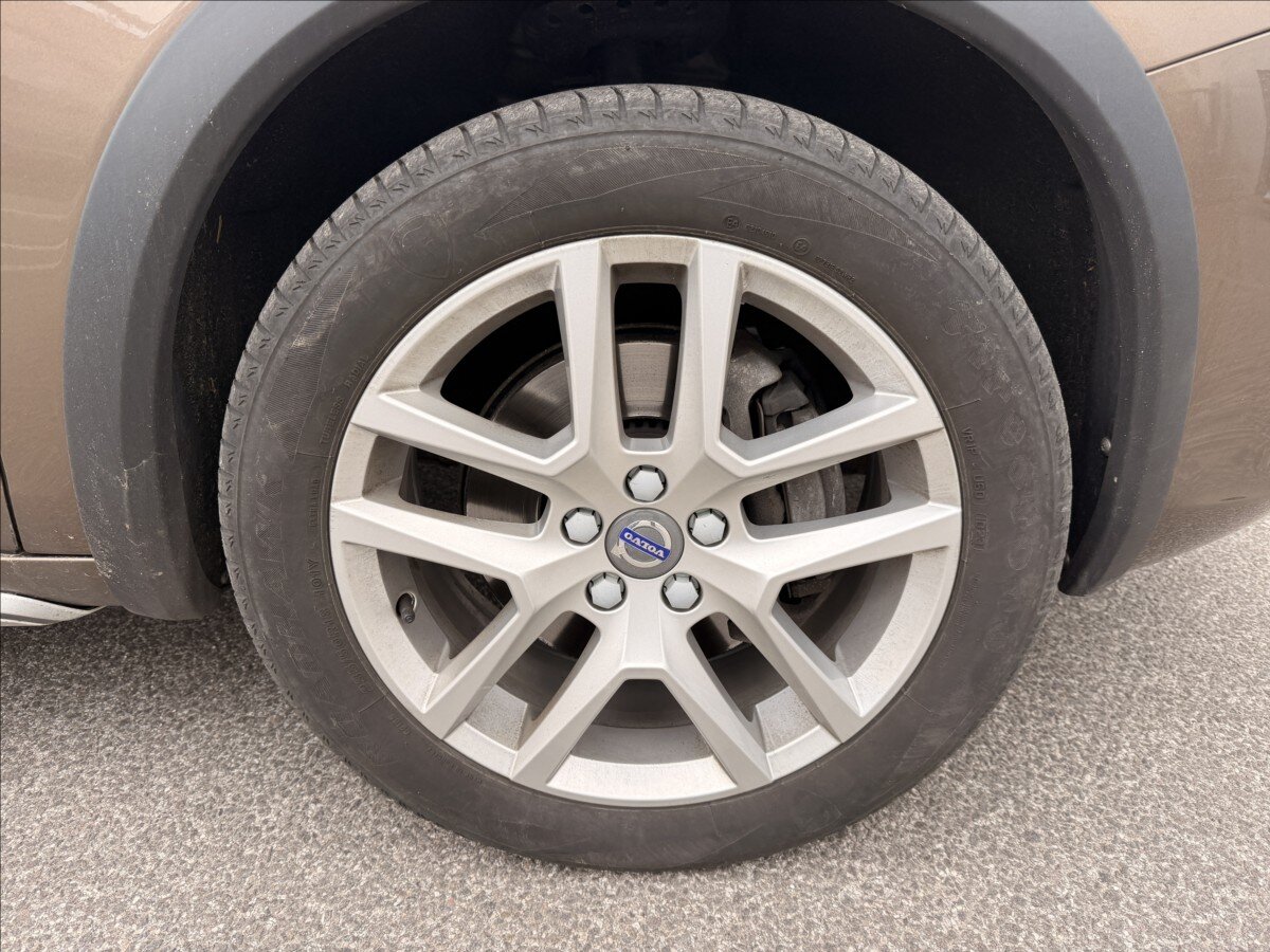 Volvo V60 Kombi 2,0 l 180 kw