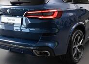 BMW X5 8