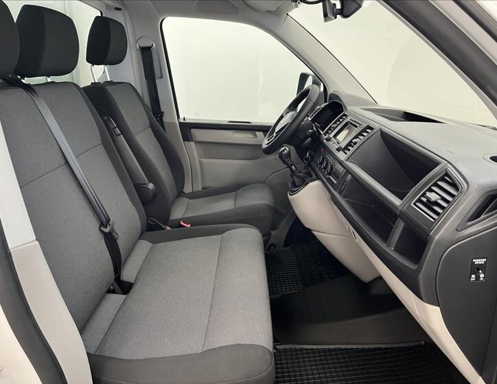 Volkswagen Transporter 15