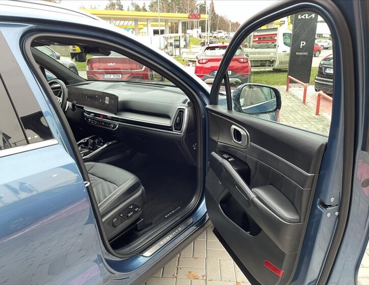 KIA Sorento SUV / Terénní 2,2 l 142 kw