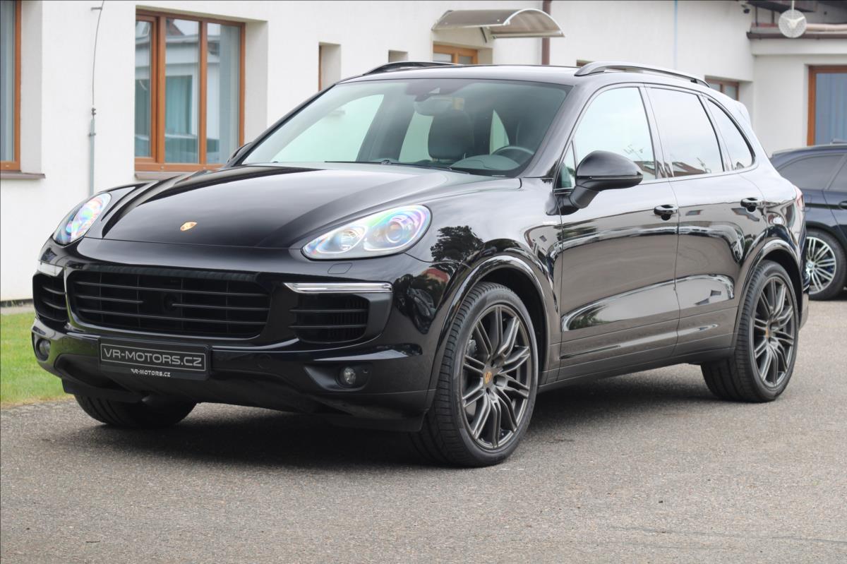 Porsche Cayenne SUV 4,1 l 283 kw