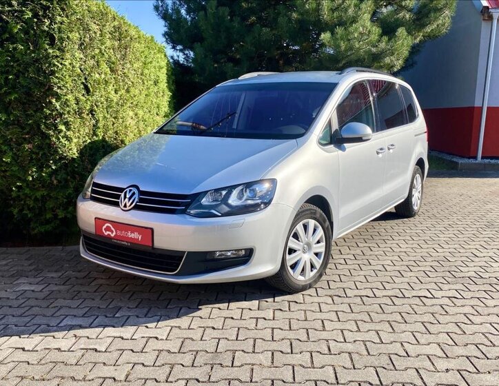 Volkswagen Sharan MPV 2,0 l 103 kw