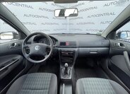 Škoda Octavia Sedan / Limuzína 1,6 l 75 kw