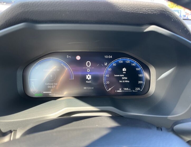 Toyota RAV4 SUV / Terénní 2,5 l 131 kw