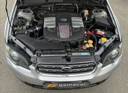 Subaru Legacy Kombi 3,0 l 180 kw