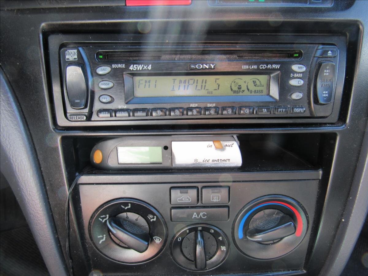 Hyundai Elantra Sedan 2,0 l 82 kw