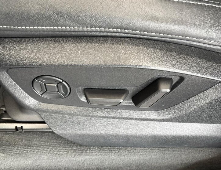 Audi Q8 SUV / Terénní 3,0 l 250 kw