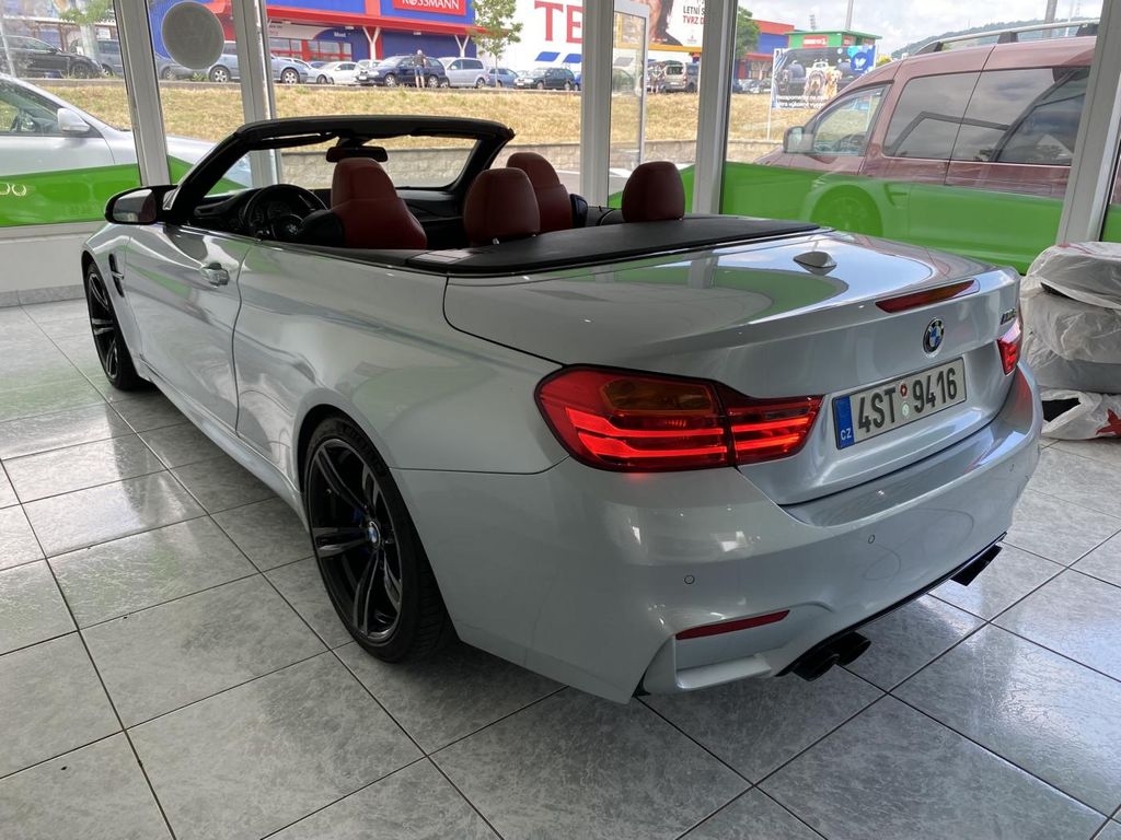 BMW M4