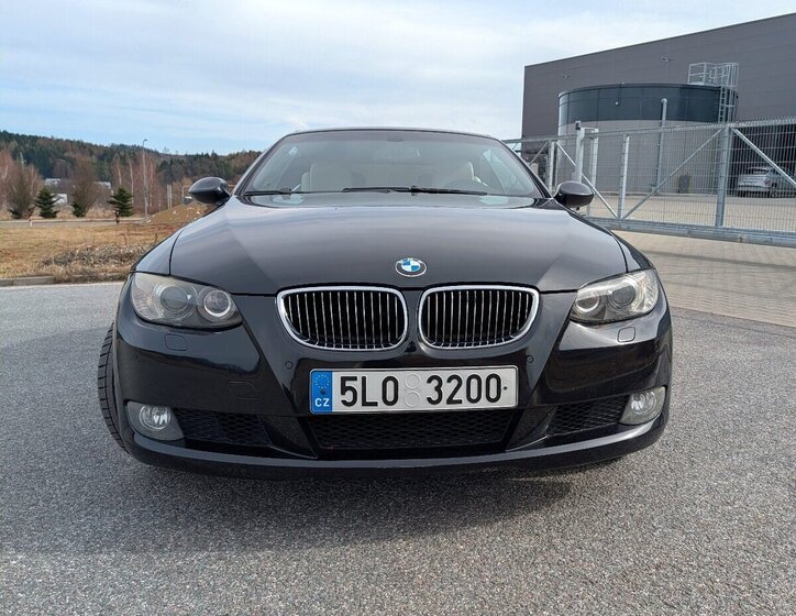 BMW Řada 3 Kabriolet 3,0 l 160 kw