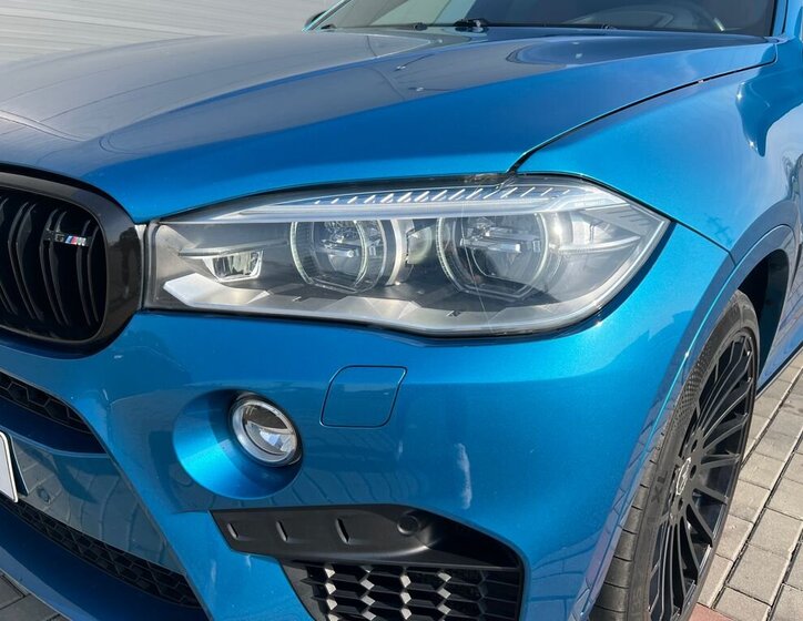 BMW X6 SUV / Terénní 4,4 l 512 kw