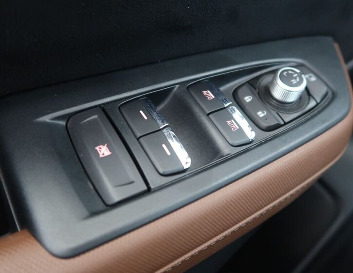 Subaru Forester SUV 2,0 l 113 kw