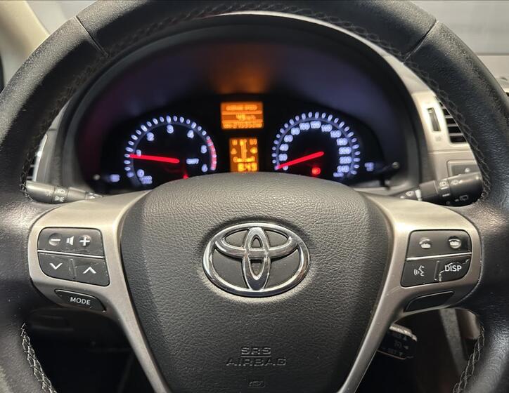 Toyota Avensis 22