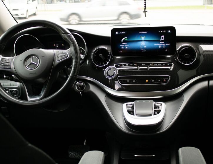 Mercedes-Benz Třídy V 13