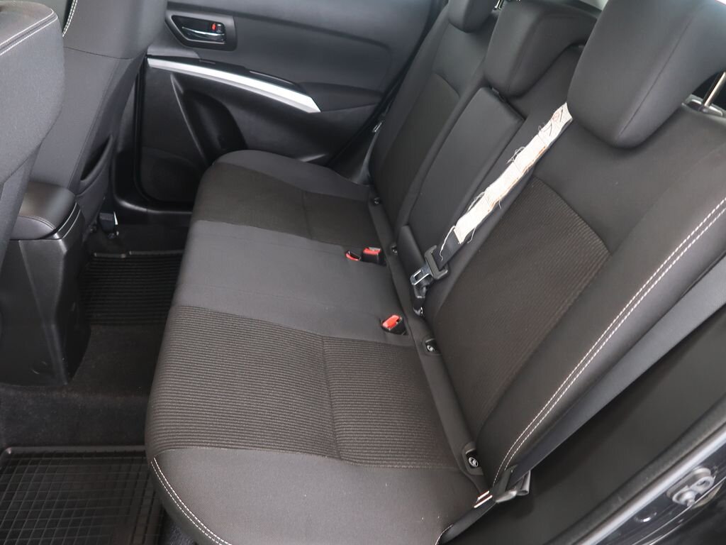 Suzuki SX4 SUV 998,0 82 kw