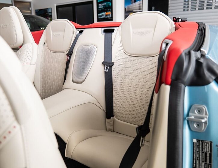 Aston Martin Ostatní Kabriolet 4,0 l 500 kw