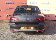 Volkswagen Passat Sedan / Limuzína 2,0 l 110 kw