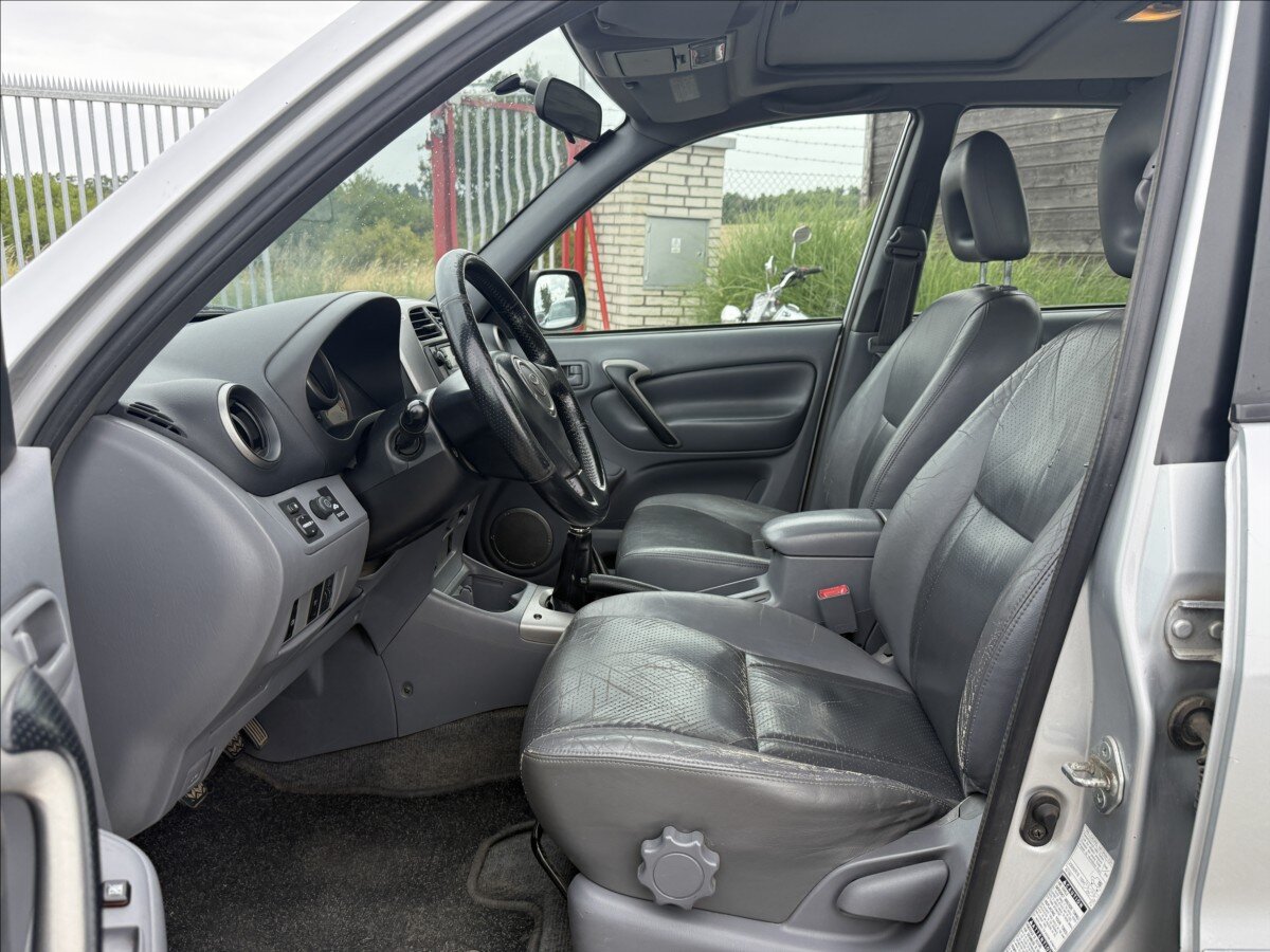 Toyota RAV4 Ostatní 2,0 l 85 kw