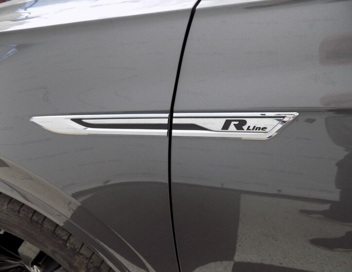 Volkswagen Touareg SUV / Terénní 3,0 l 210 kw