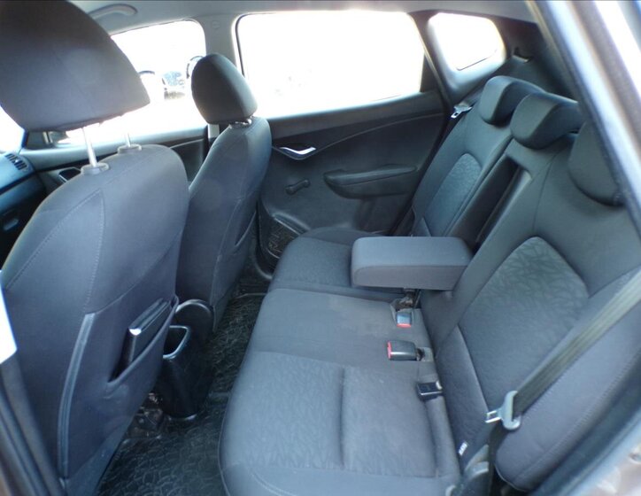 Hyundai ix20 Kombi 1,4 l 57 kw