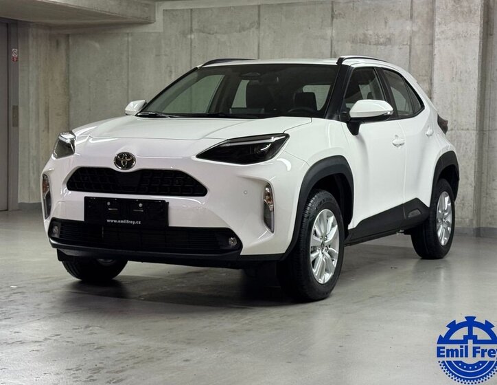 Toyota Yaris Cross SUV 1,5 l 68 kw