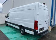 Mercedes-Benz Sprinter 4