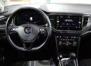Volkswagen T-Roc 12