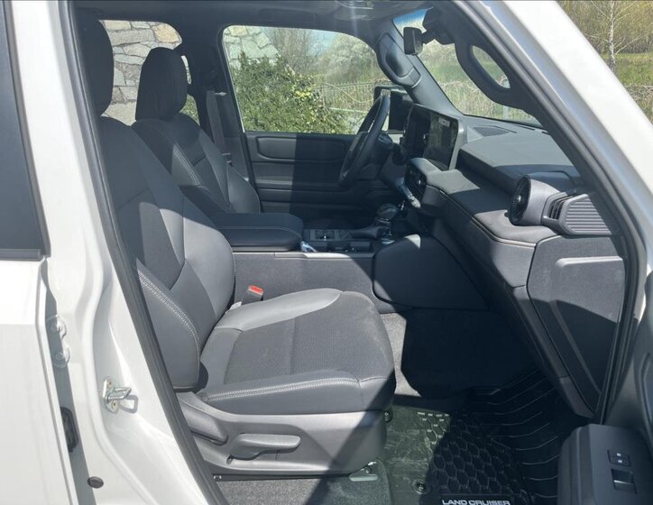 Toyota Land Cruiser Ostatní 2,4 l 243 kw