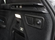 BMW X7 SUV 4,4 l 390 kw