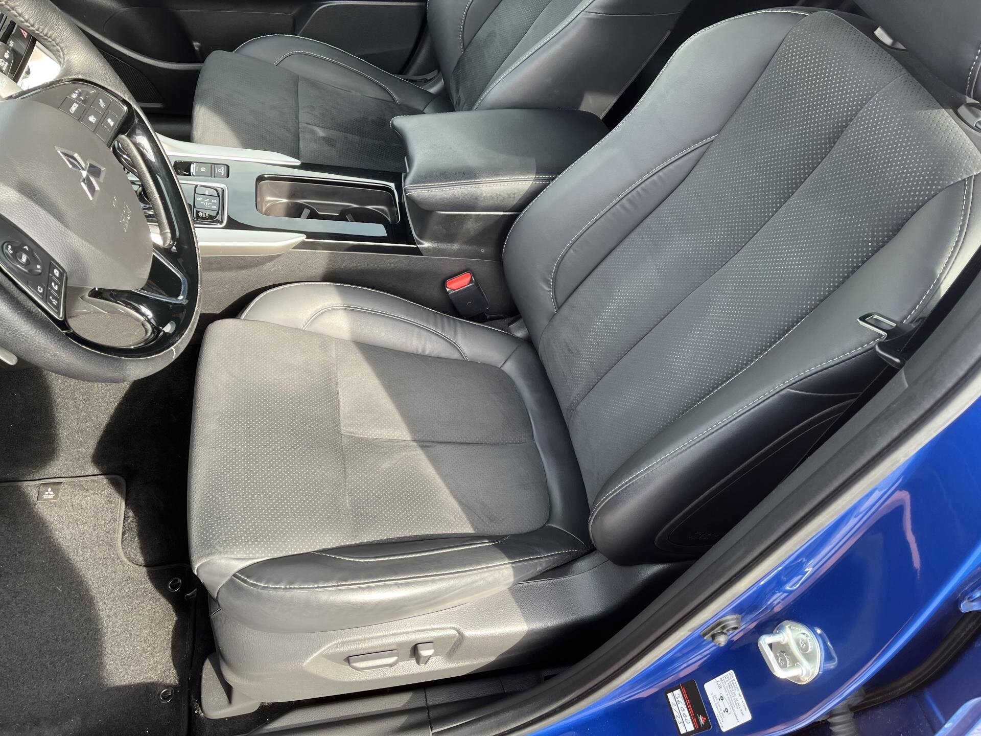 Mitsubishi Eclipse Cross SUV / Terénní 2,4 l 72 kw