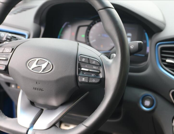 Hyundai IONIQ 27
