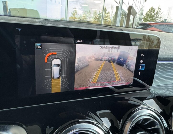 Mercedes-Benz GLB 30