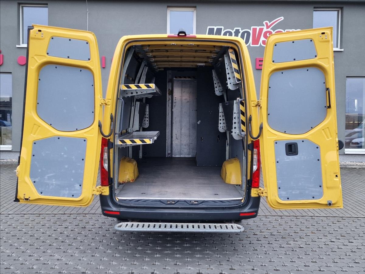 Mercedes-Benz Sprinter Skříň 2,1 l 105 kw