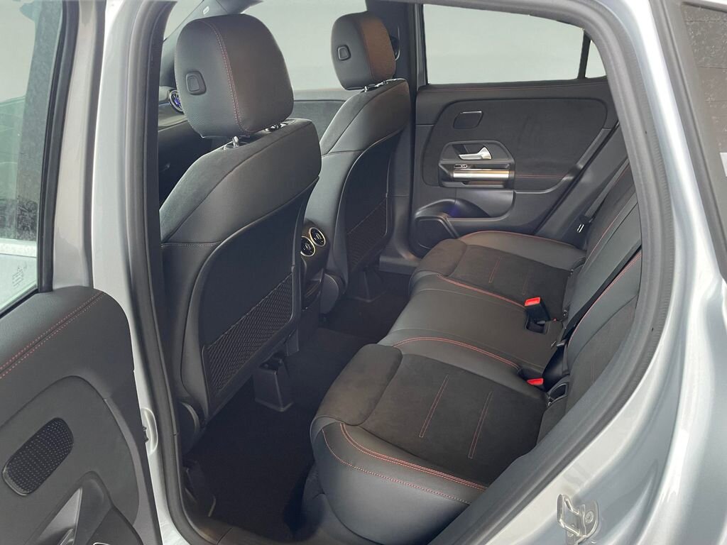 Mercedes-Benz GLA SUV 2,0 l 110 kw