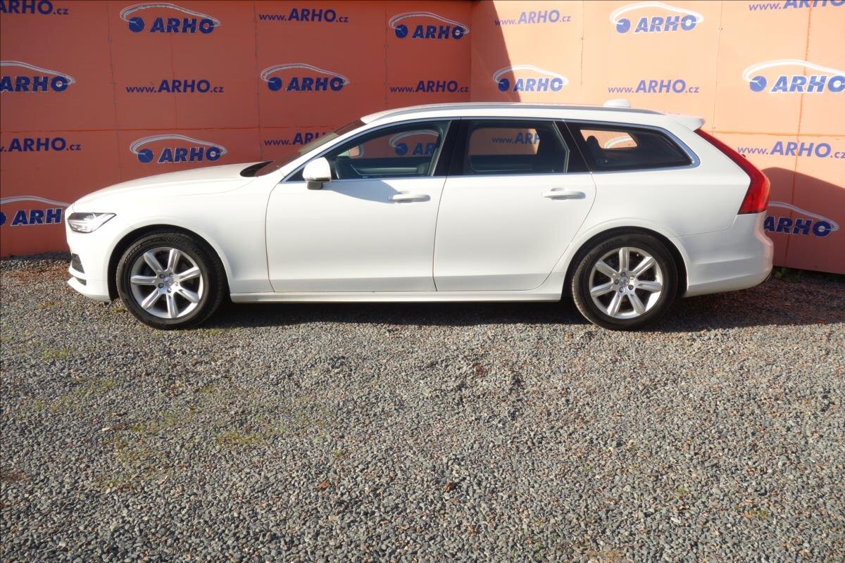 Volvo V90 Kombi 2,0 l 140 kw