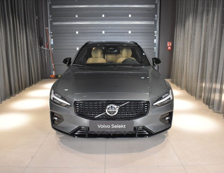 Volvo V60 Kombi 2,0 l 145 kw