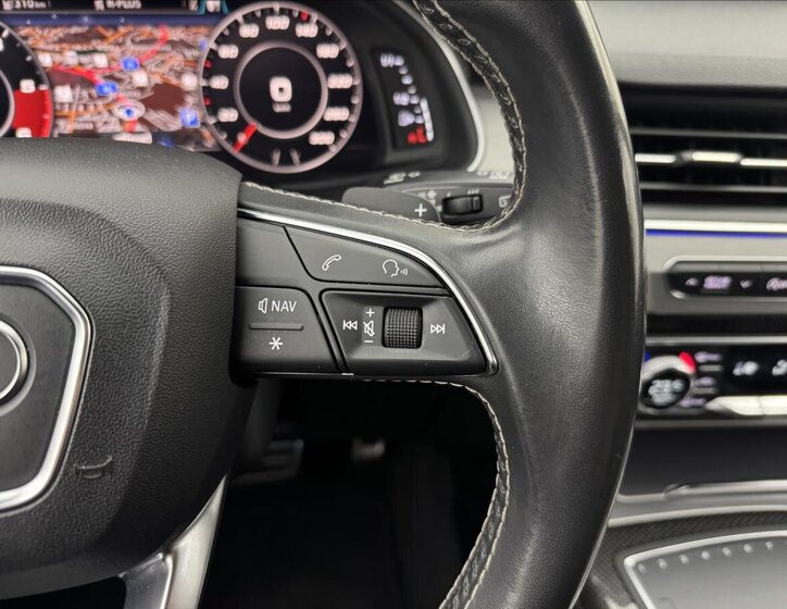 Audi SQ7 SUV / Terénní 4,0 l 320 kw