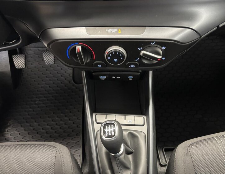 Hyundai i20 Hatchback 1,2 l 57 kw