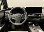 Lexus UX 300h Hatchback 2,0 l 146 kw