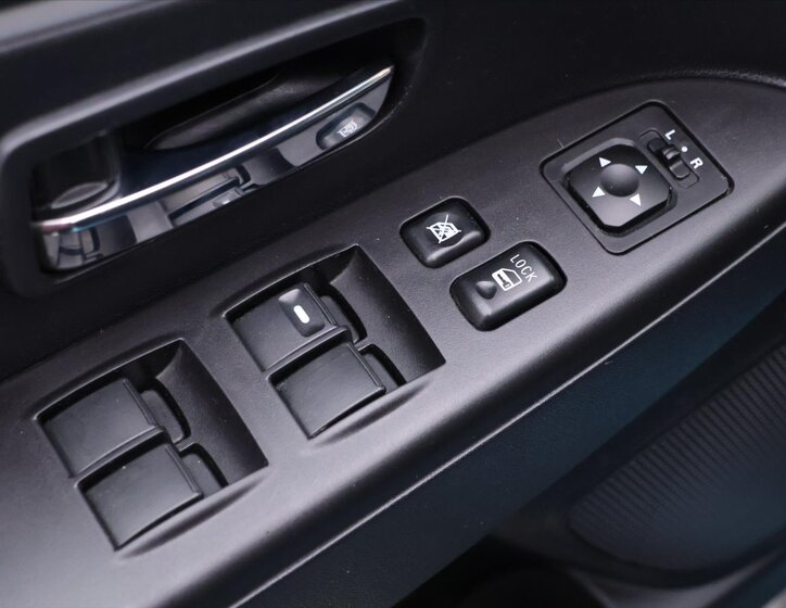 Mitsubishi ASX SUV / Terénní 1,6 l 86 kw