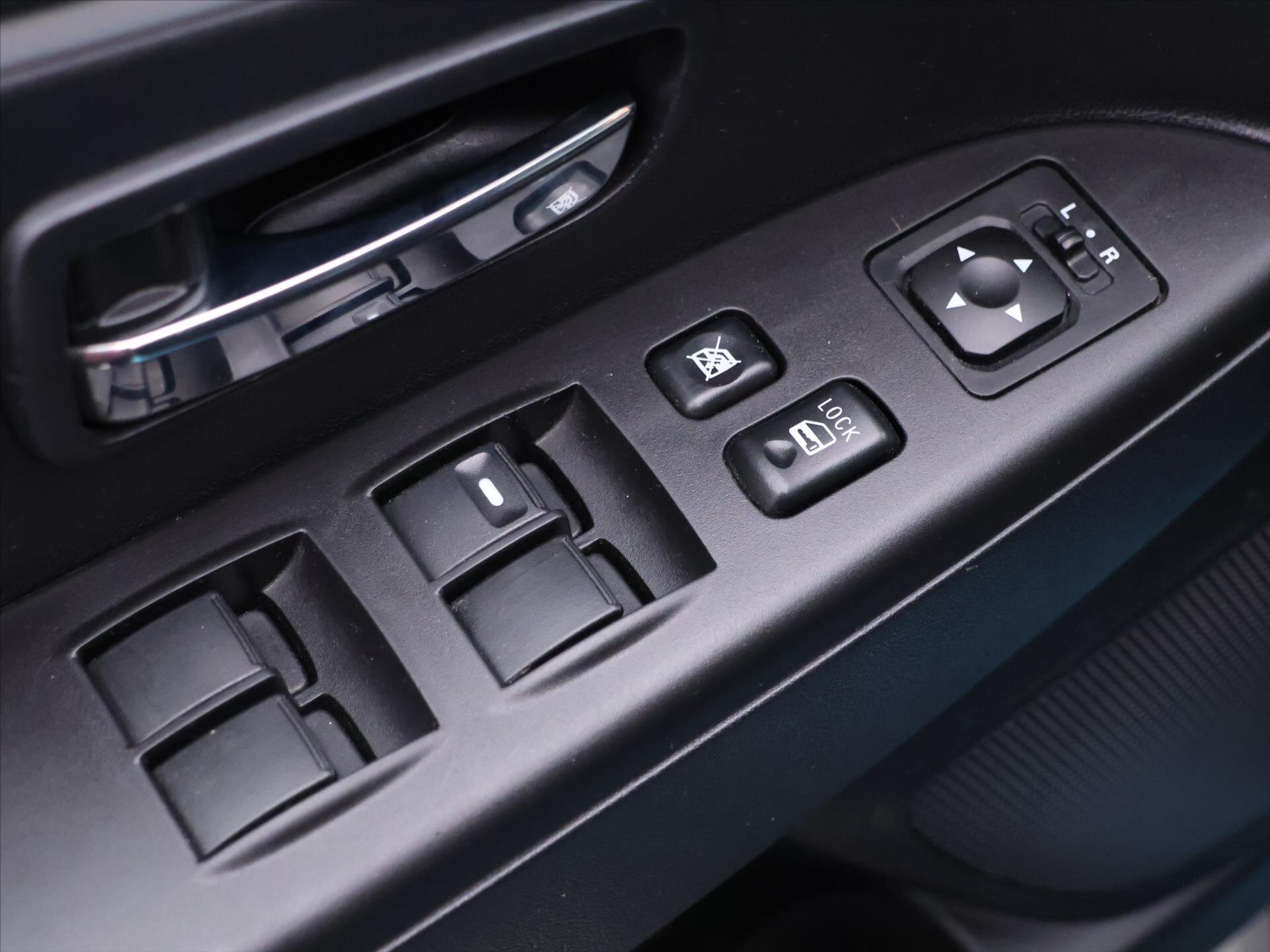 Mitsubishi ASX SUV / Terénní 1,6 l 86 kw