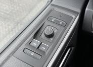 Volkswagen Multivan 38