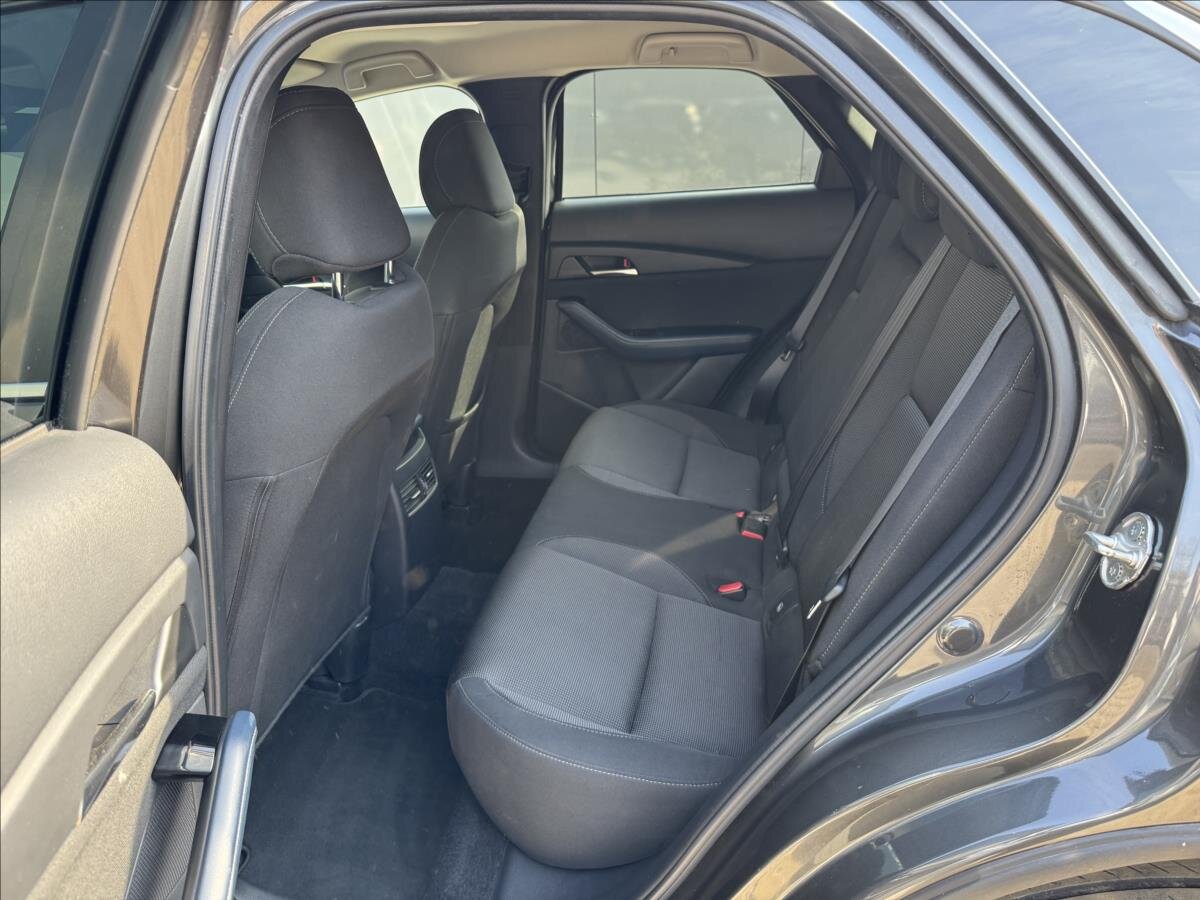 Mazda CX-30 CUV / Crossover 2,0 l 90 kw