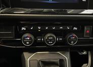 Volkswagen Multivan 15